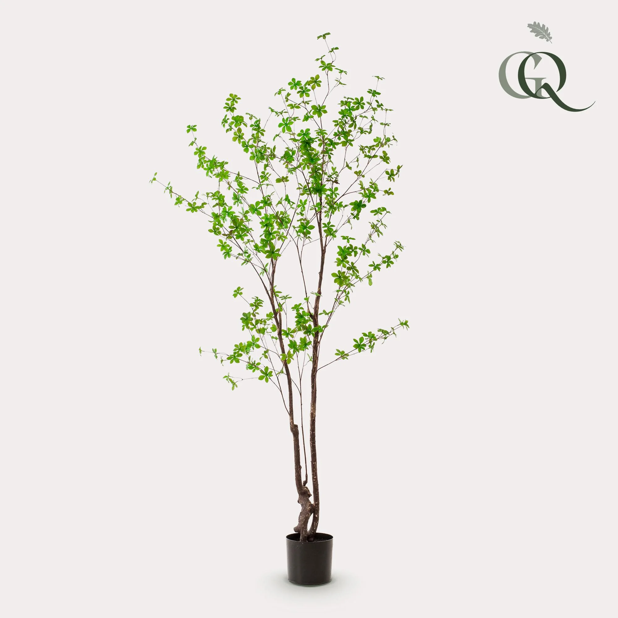 Elegante Dekoration mit Kunstpflanze